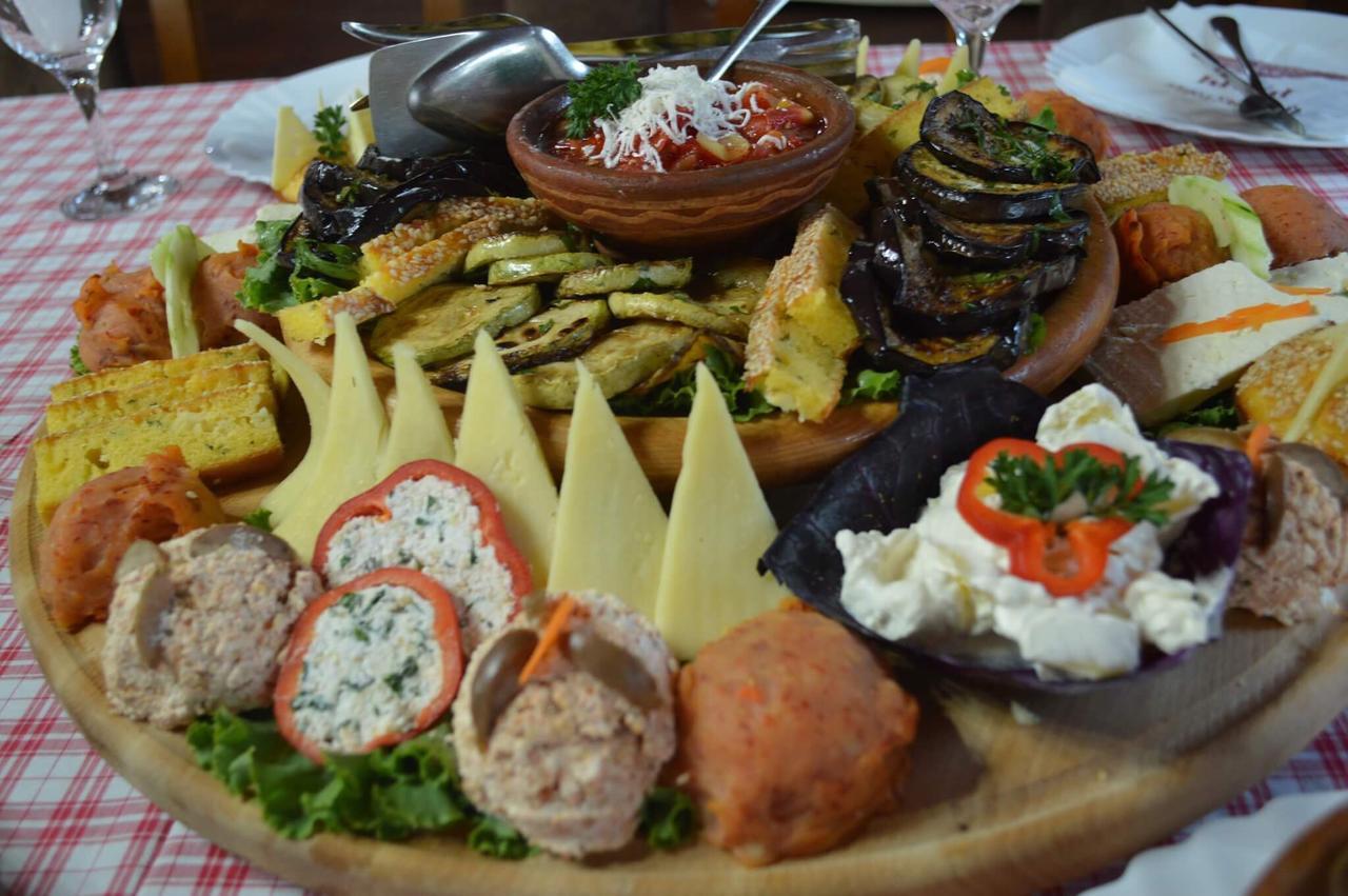 موتيل Radibus Etno Restoran Ranc المظهر الخارجي الصورة